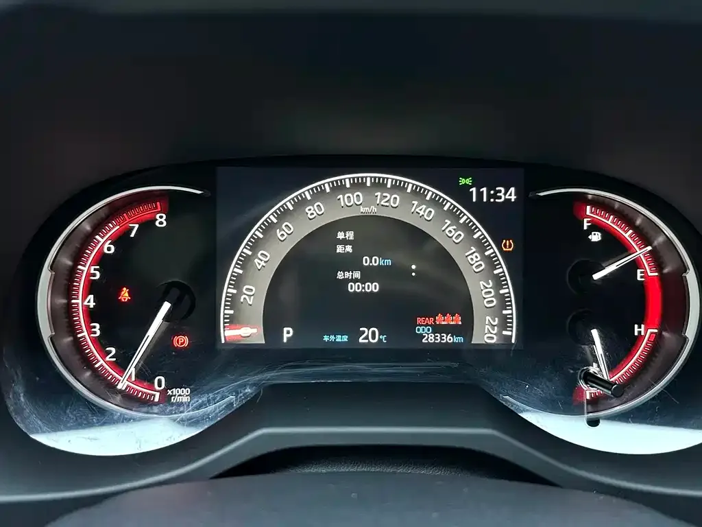 Toyota RAV4 2023 из CN, фото 10