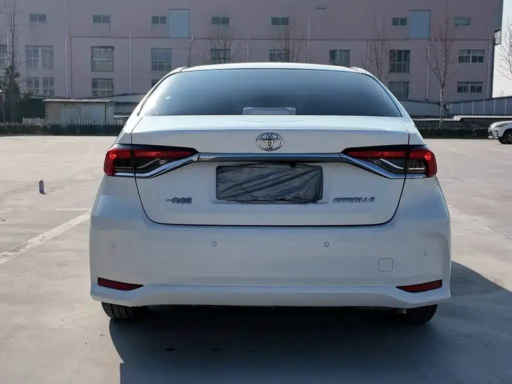 Toyota Corolla 2022 из CN, фото 10