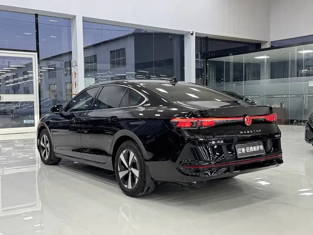 Volkswagen Magotan 2025 из CN, фото 2