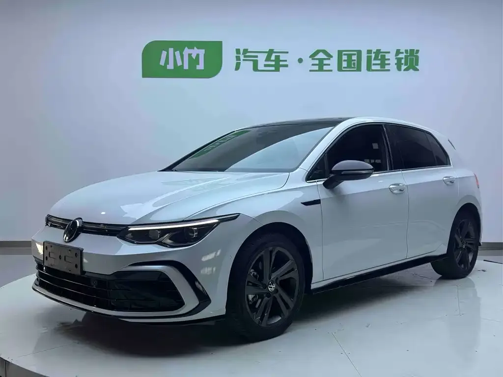 Volkswagen Golf 2023 из CN, фото 1