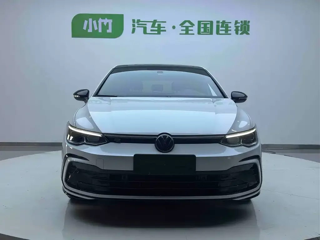 Volkswagen Golf 2023 из CN, фото 3