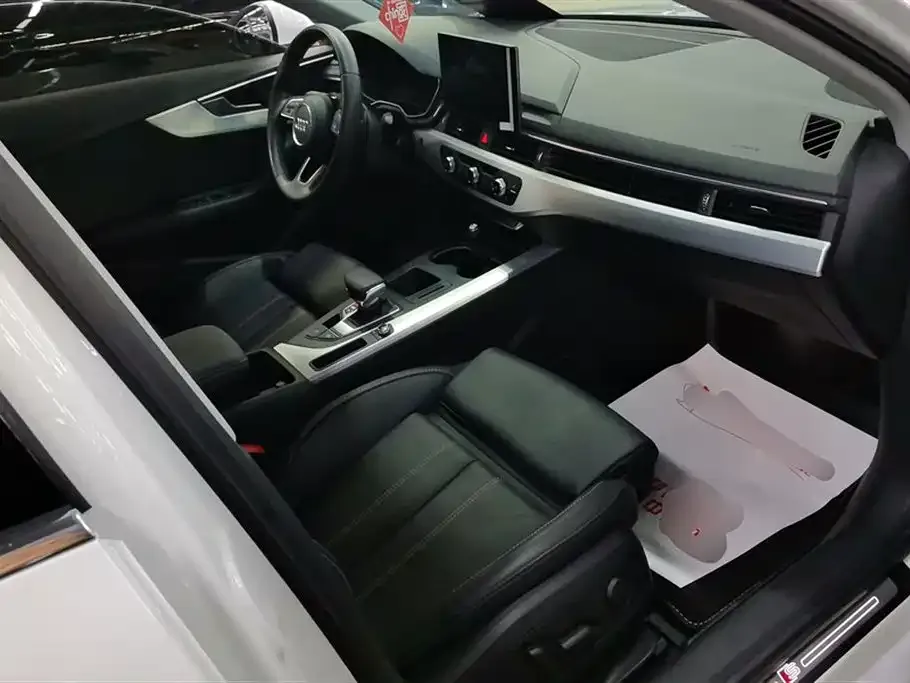 Audi A4L 2022 из CN, фото 8