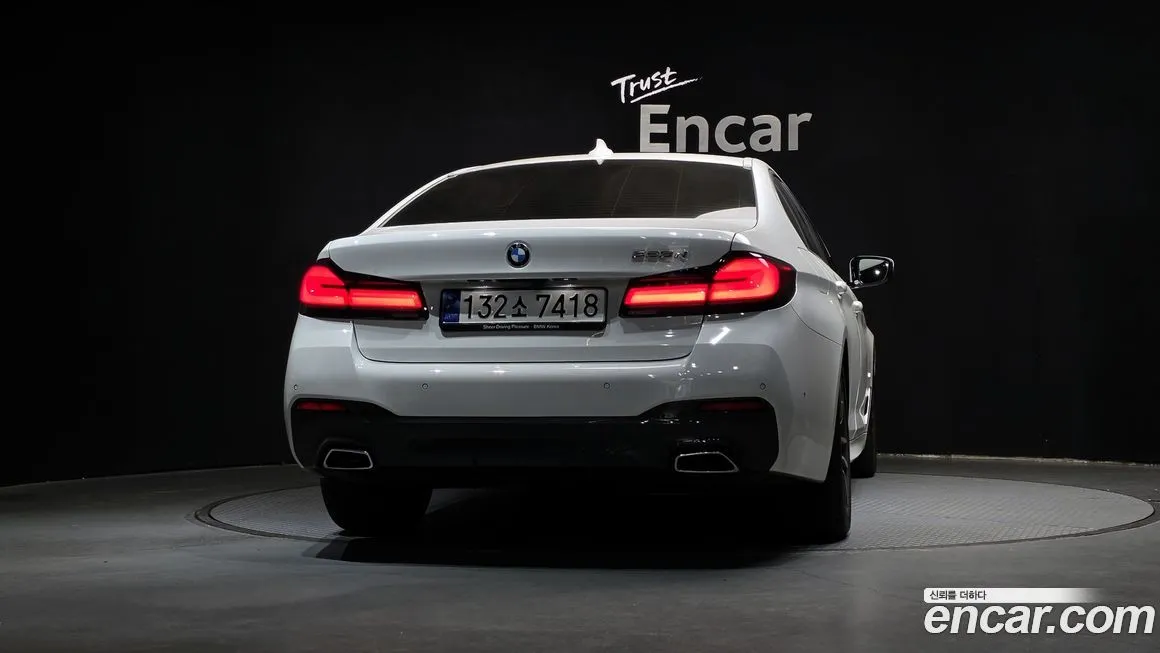 BMW 5-Series 2022 из KR, фото 10