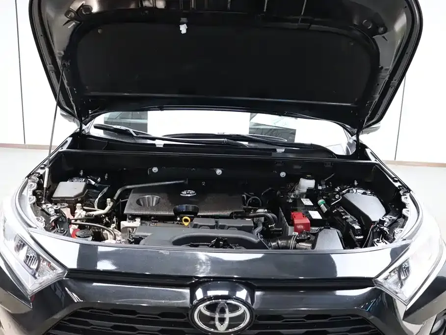 Toyota RAV4 2023 из CN, фото 9