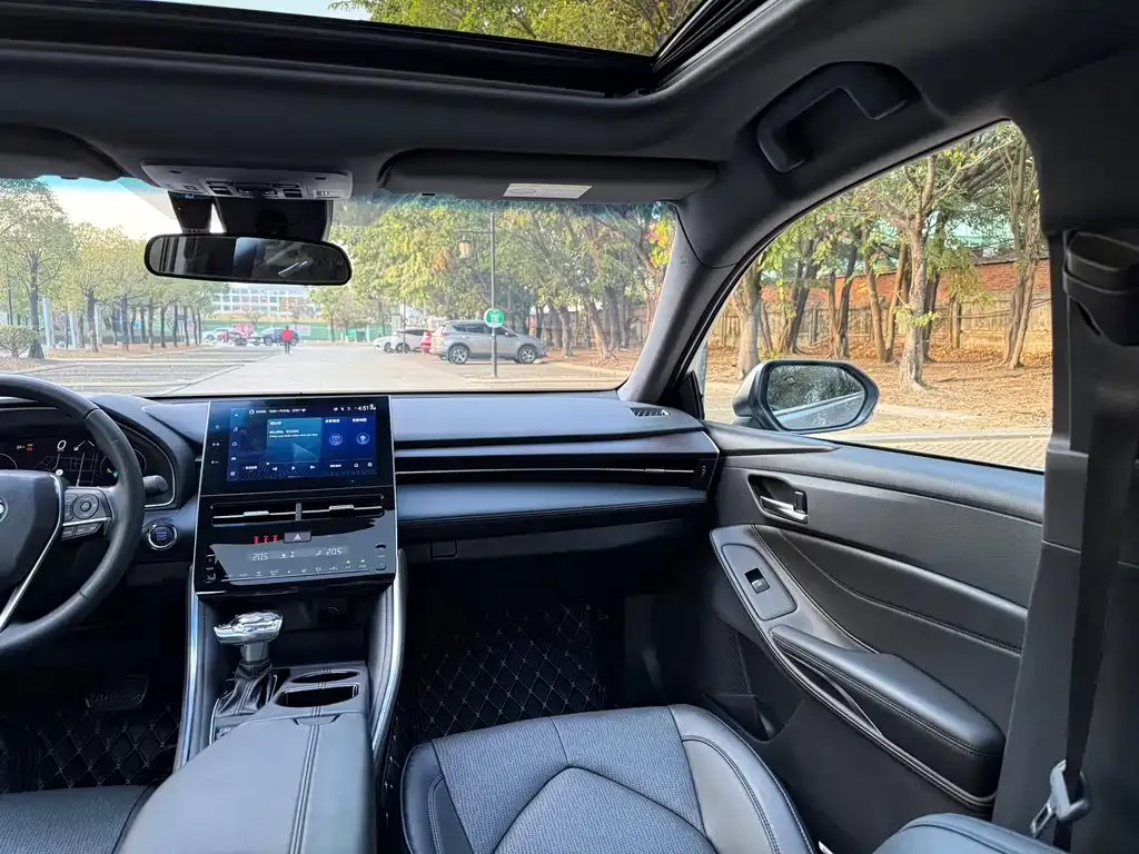 Toyota Avalon 2023 из CN, фото 7