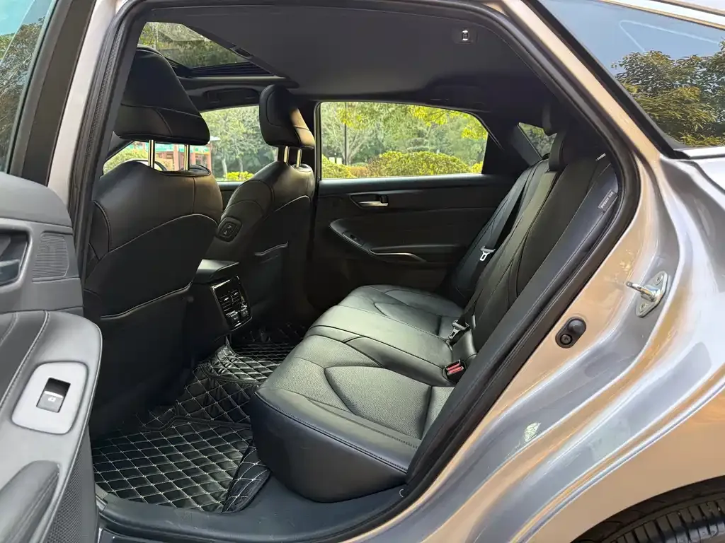 Toyota Avalon 2023 из CN, фото 3