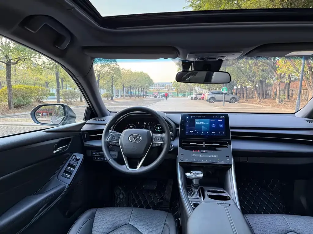 Toyota Avalon 2023 из CN, фото 6