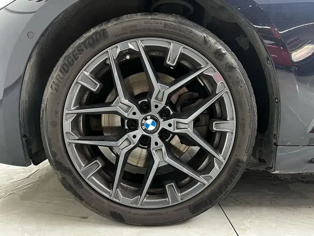 BMW 3 Series 2024 из CN, фото 6