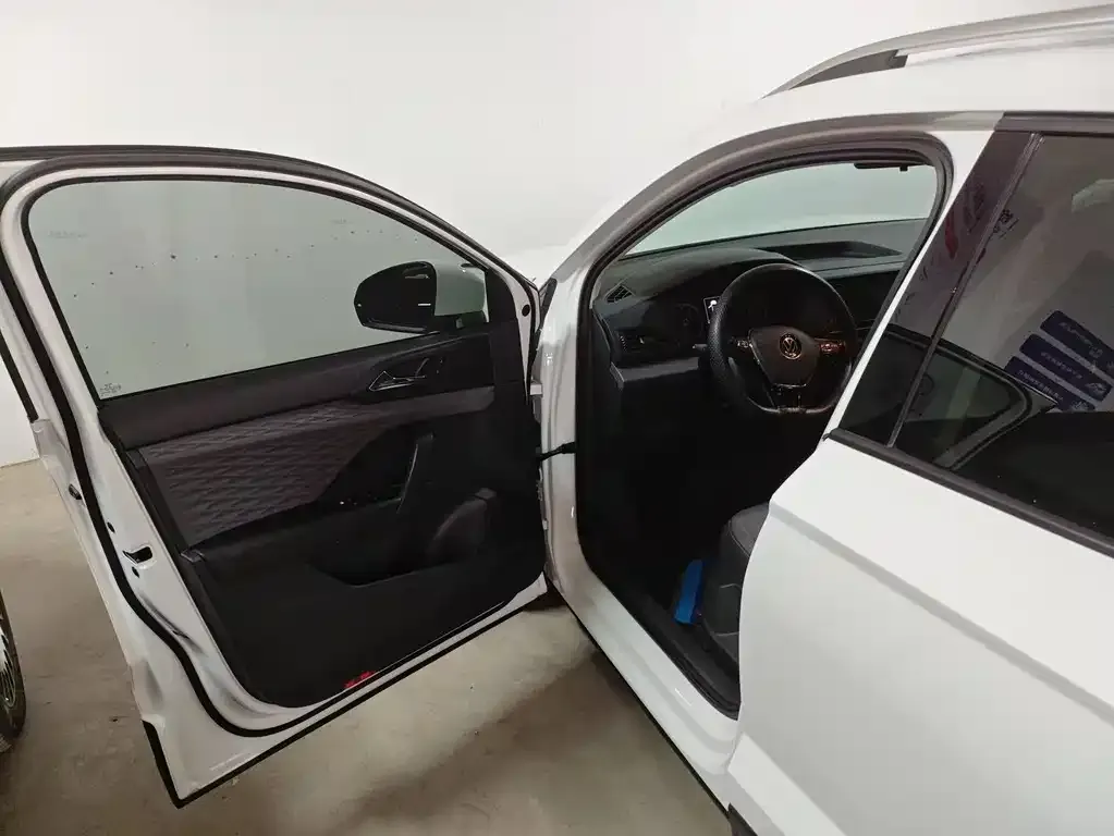 Volkswagen Tharu 2022 из CN, фото 5