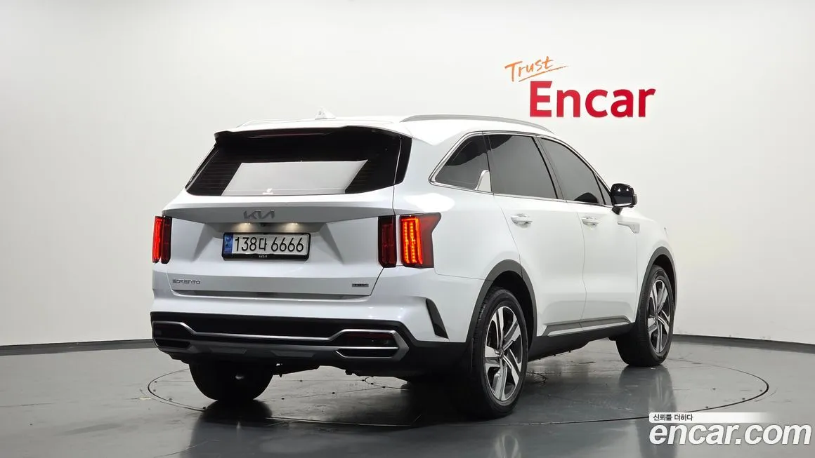 Kia Sorento 2023 из KR, фото 2