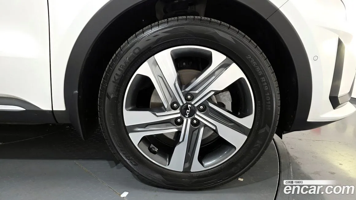 Kia Sorento 2023 из KR, фото 5