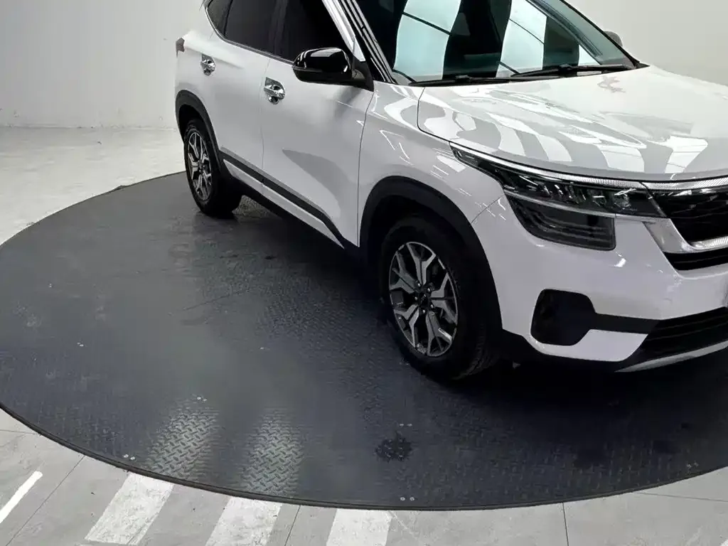 Kia KX3 — фото 3