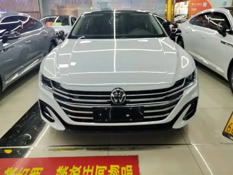 Volkswagen CC 2023 из CN, фото 3