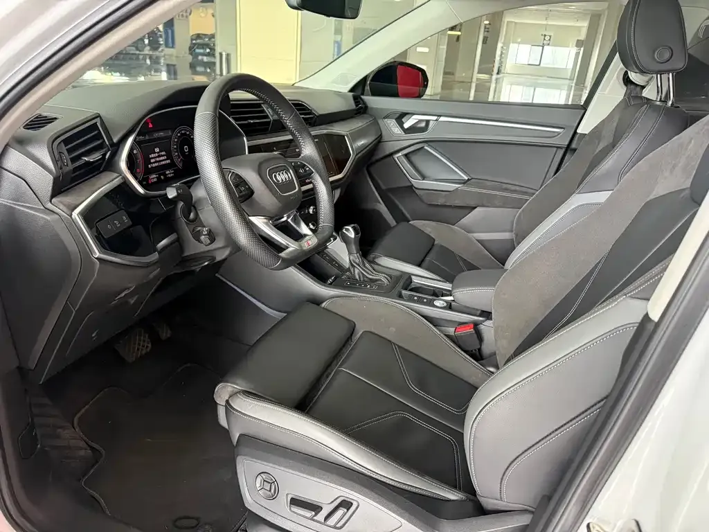 Audi Q3 Sportback 2022 из CN, фото 6