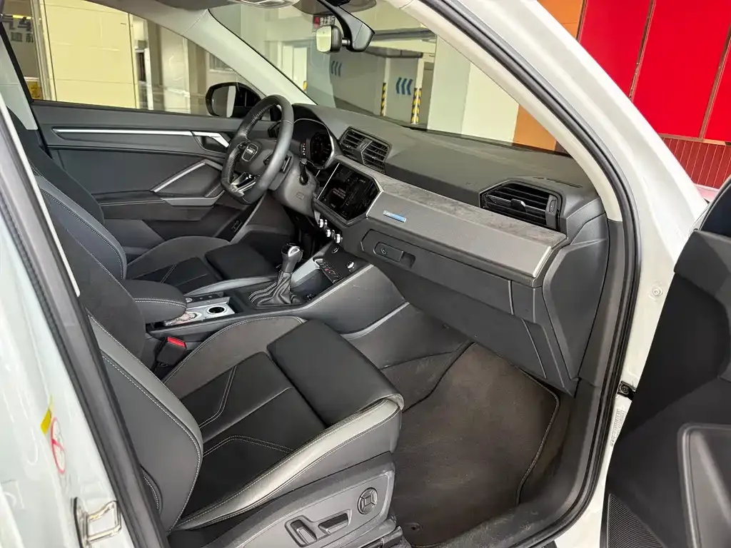 Audi Q3 Sportback 2022 из CN, фото 7