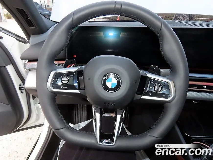 BMW 5-Series 2025 из KR, фото 7