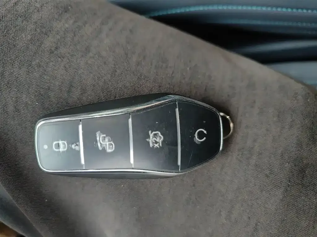 BYD Seal 06GT — фото 9