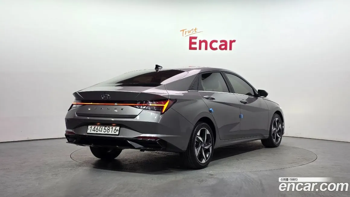 Hyundai AVANTE 2021 из KR, фото 3