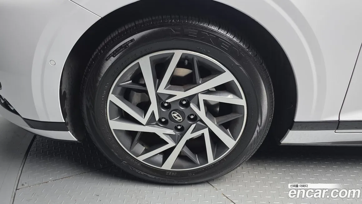 Hyundai Grandeur 2023 из KR, фото 5