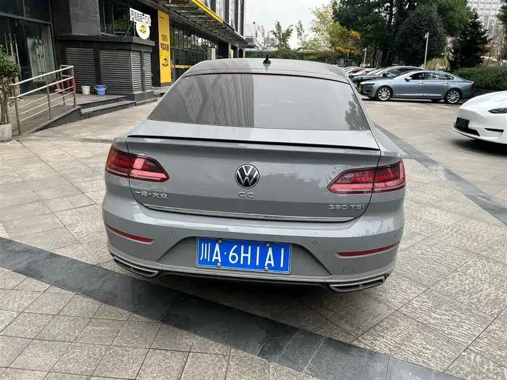 Volkswagen CC 2022 из CN, фото 4