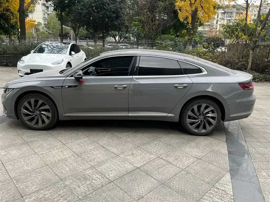 Volkswagen CC 2022 из CN, фото 5