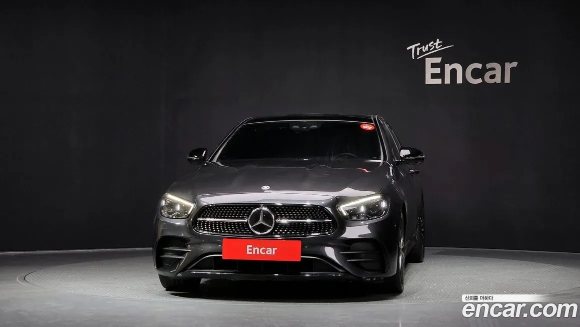 Mercedes-Benz E-Class 2023 из KR, фото 2
