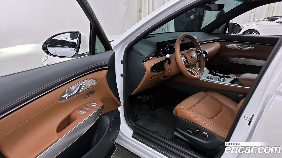 Genesis GV70 — фото 10