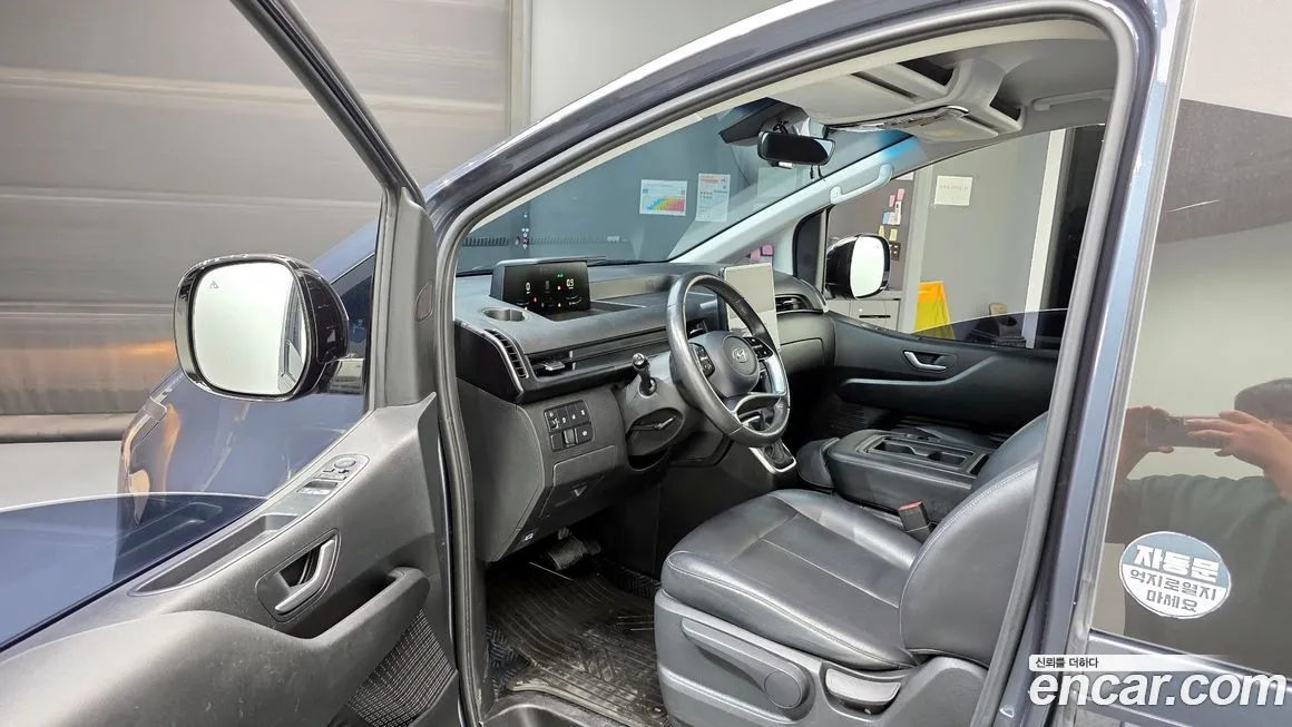 Hyundai Staria 2023 из KR, фото 9