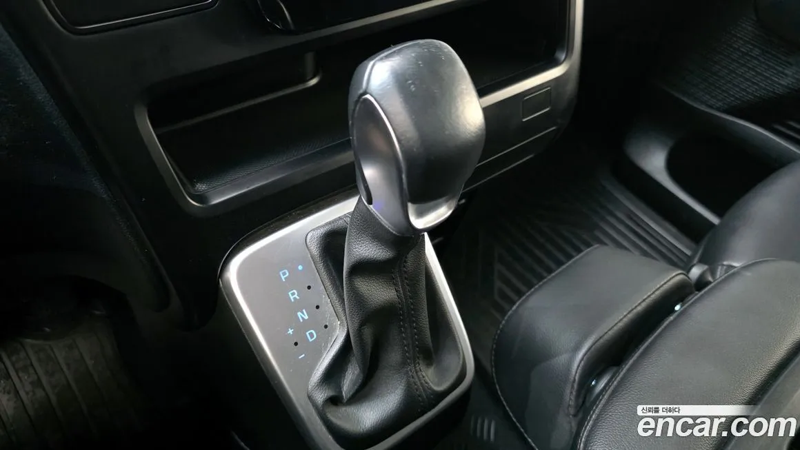 Hyundai Staria 2023 из KR, фото 3