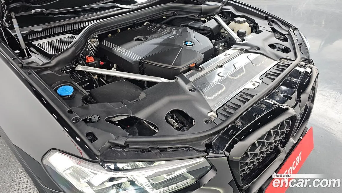 BMW X4 2025 из KR, фото 8