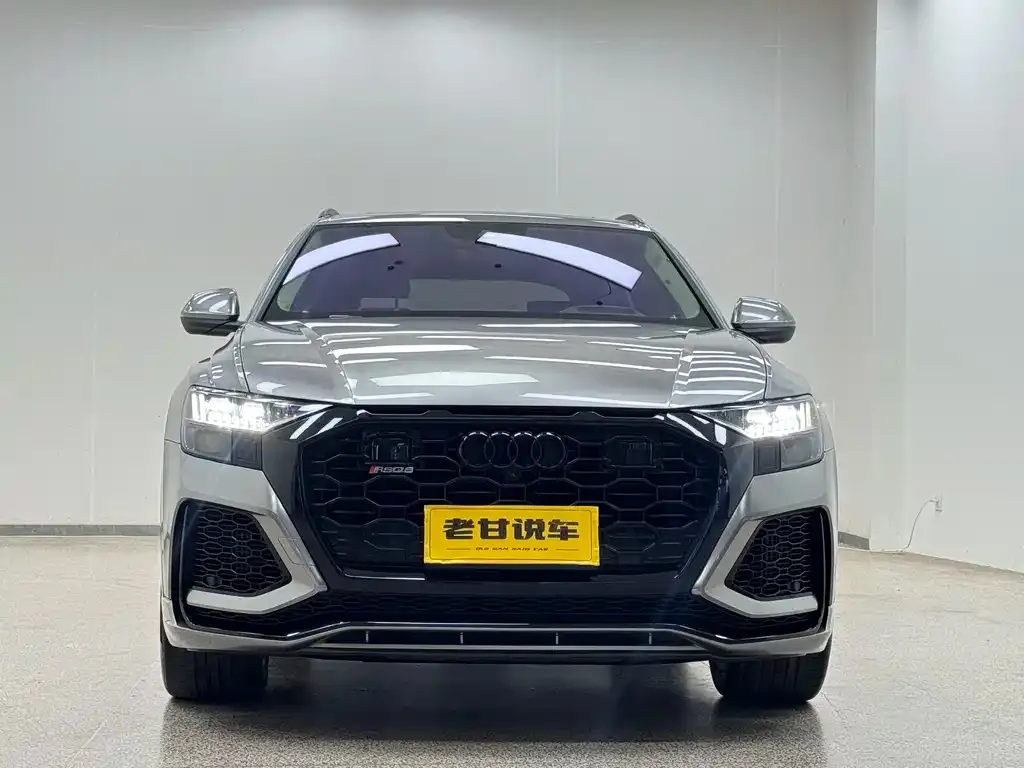 Audi Q8 2022 из CN, фото 2