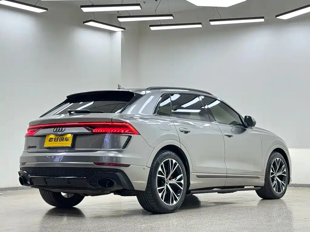 Audi Q8 2022 из CN, фото 5