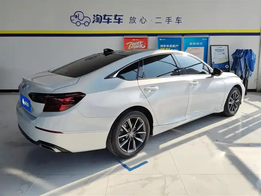 Honda Inspire 2022 из CN, фото 2