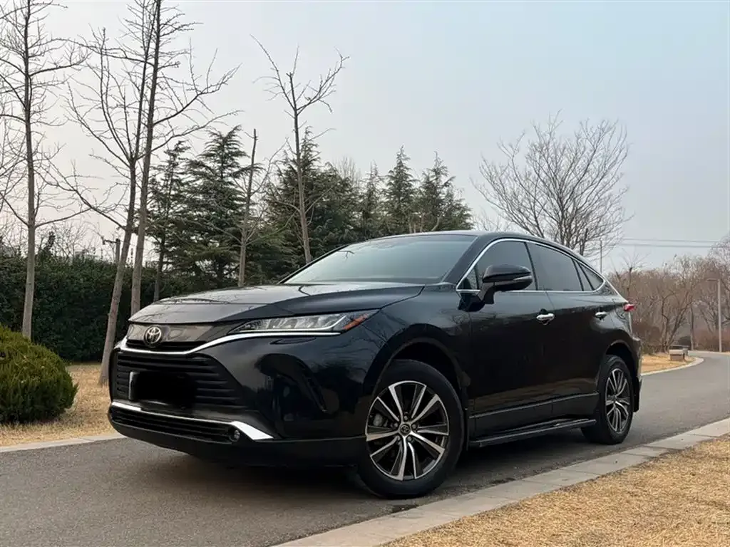 Toyota Harrier 2022 из CN, фото 1