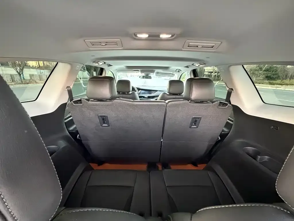 Buick Enclave 2021 из CN, фото 4