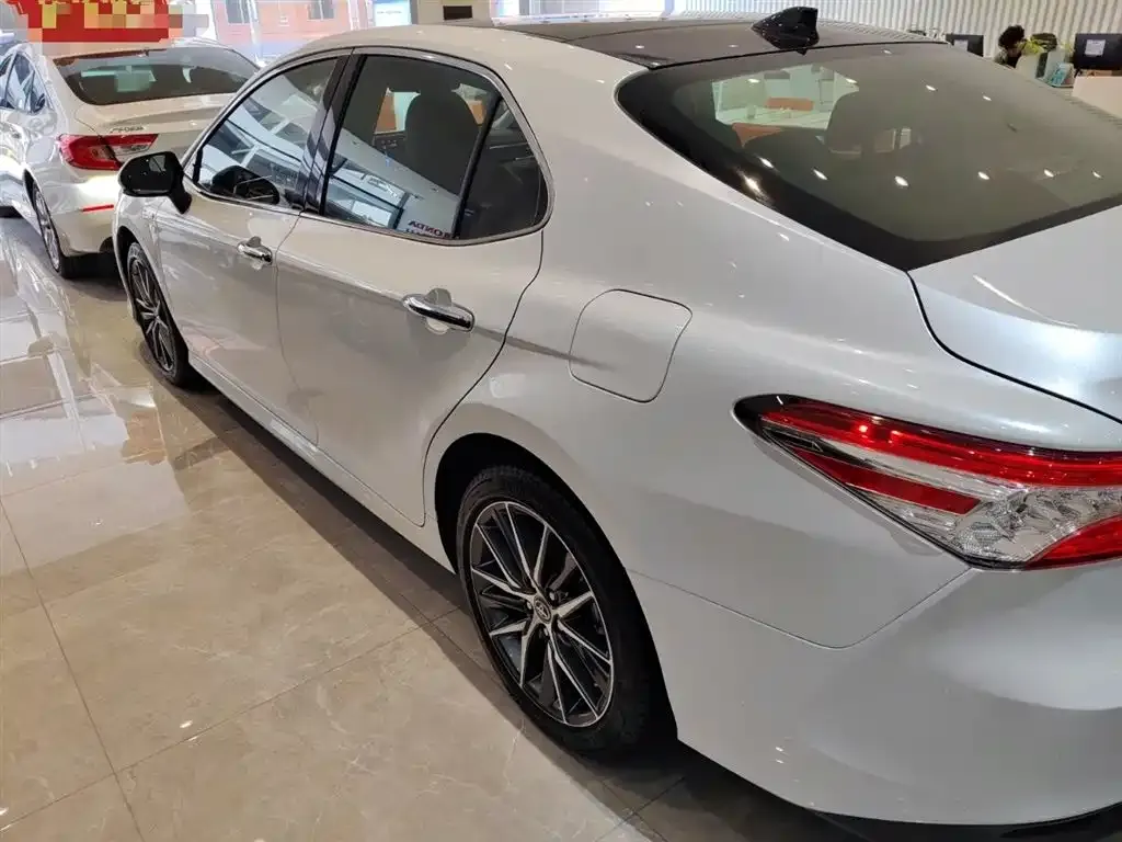 Toyota Camry 2022 из CN, фото 4