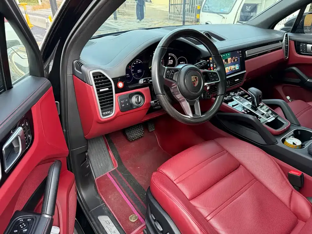 Porsche Cayenne Hybrid 2023 из CN, фото 3