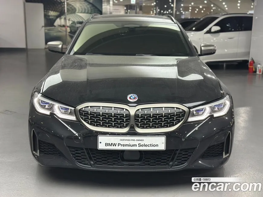 BMW 3-Series 2022 из KR, фото 2