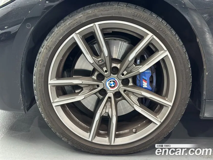 BMW 3-Series 2022 из KR, фото 8