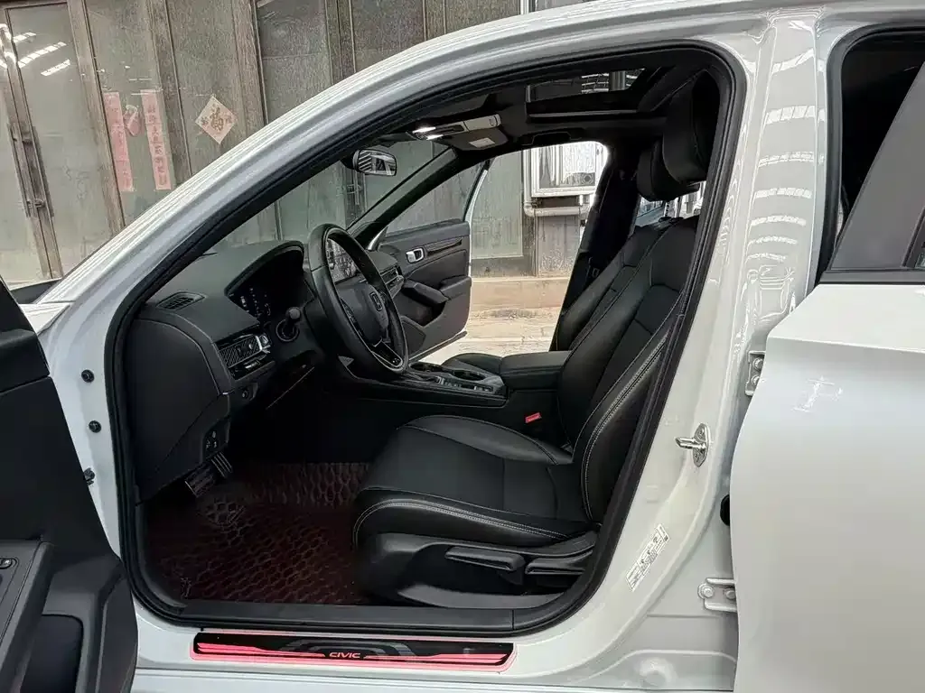 Honda Civic 2024 из CN, фото 6