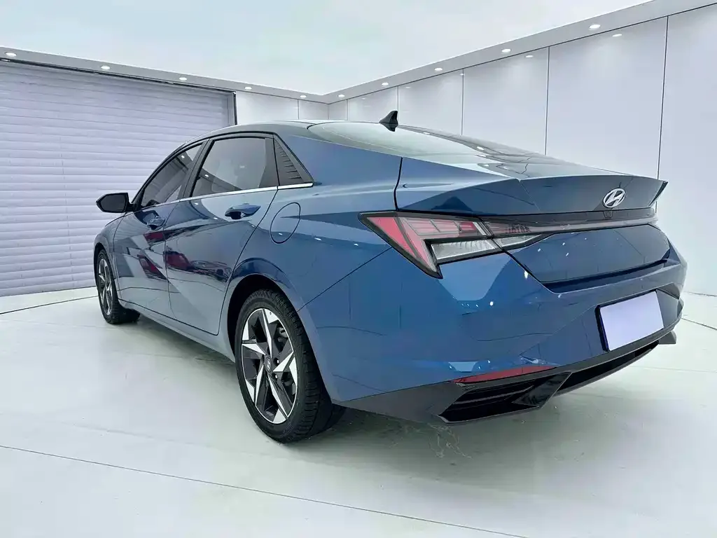 Hyundai Elantra 2022 из CN, фото 3
