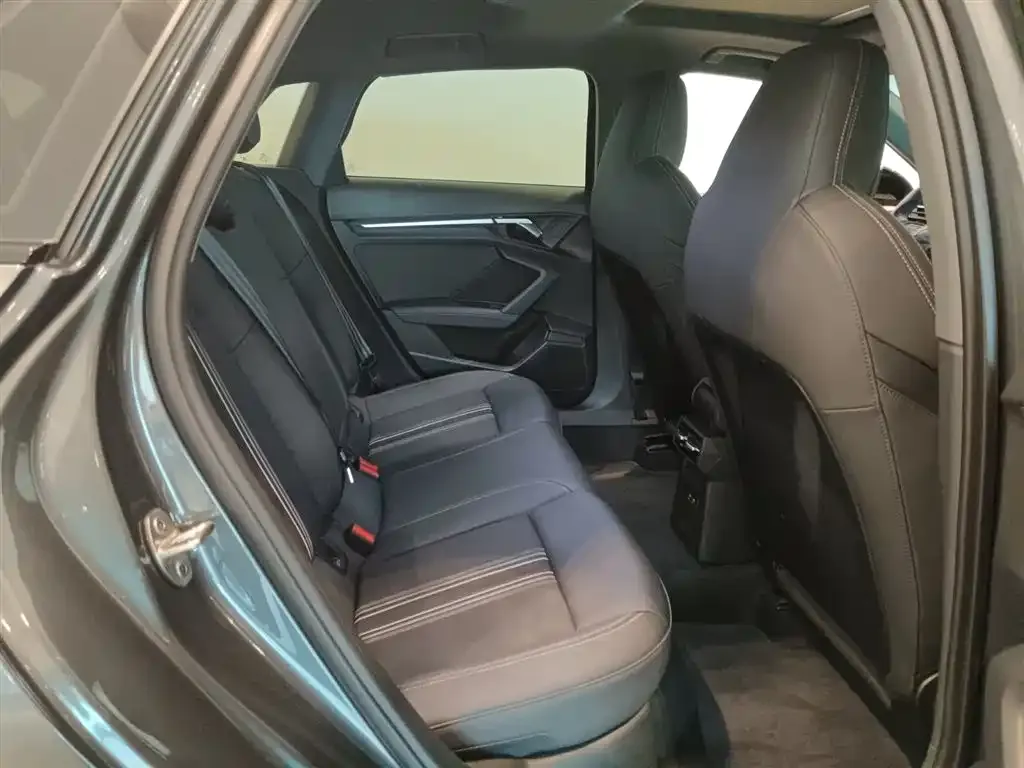 Audi A3 2023 из CN, фото 7