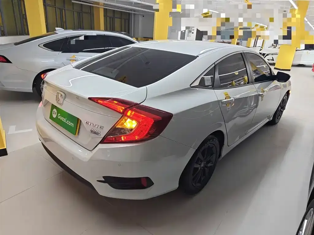 Honda Civic — фото 9