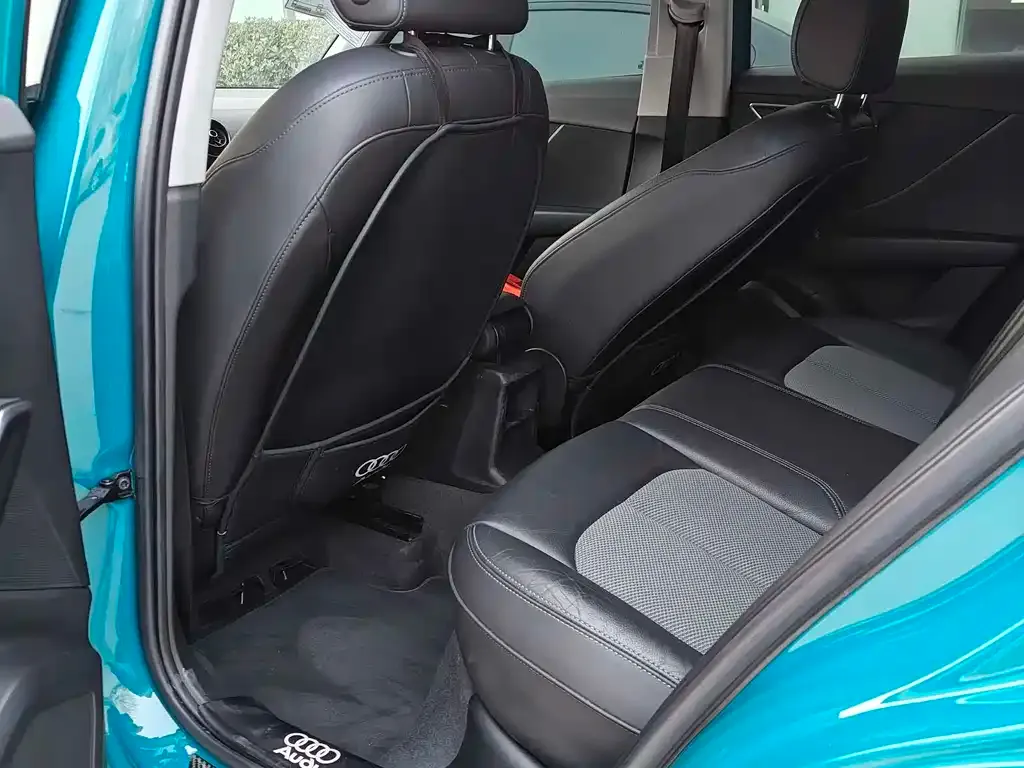 Audi Q2L 2021 из CN, фото 5