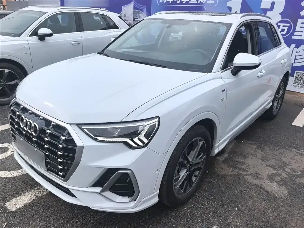 Audi Q3 2023 из CN, фото 3