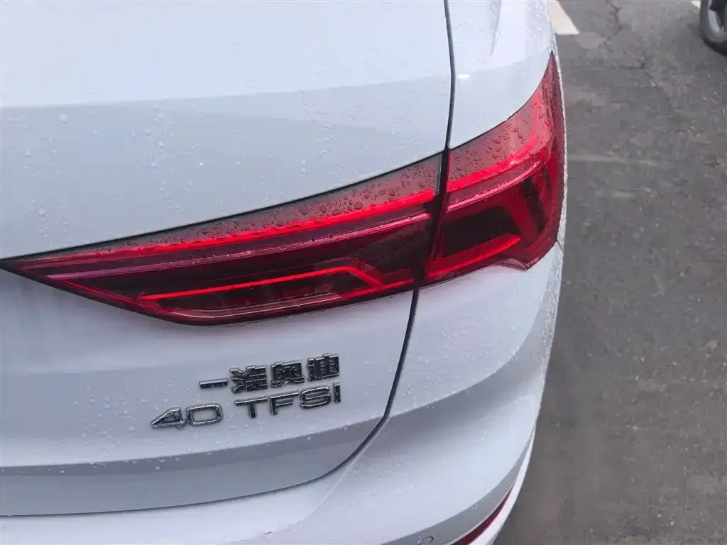 Audi Q3 2023 из CN, фото 6