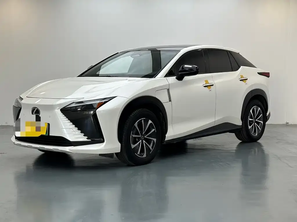 Lexus RZ