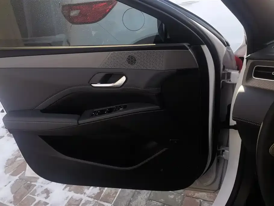 BYD Qin PLUS 2025 из CN, фото 9