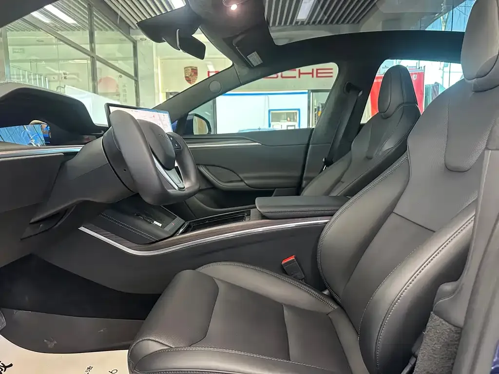 Tesla Model S — фото 7