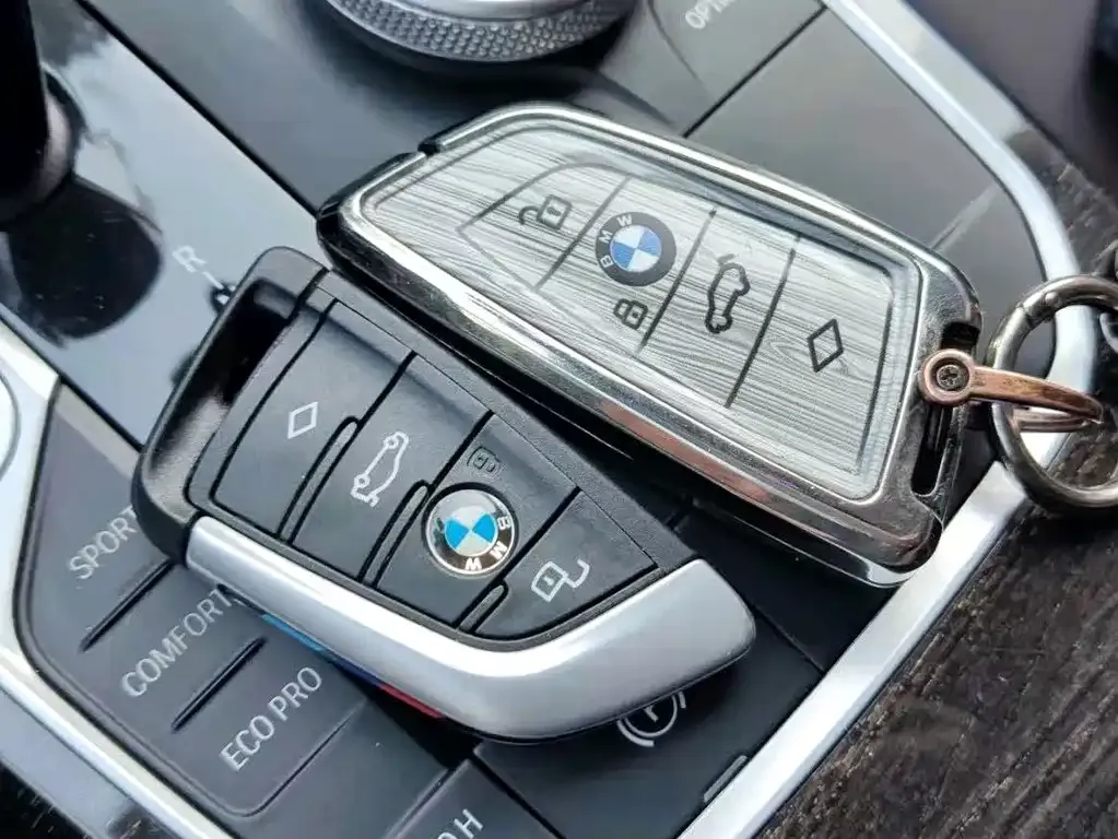 BMW 3 Series 2021 из CN, фото 8
